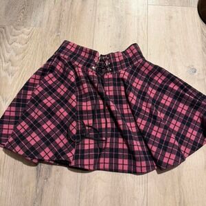 Black/ Pink Plaid mini skirt size S